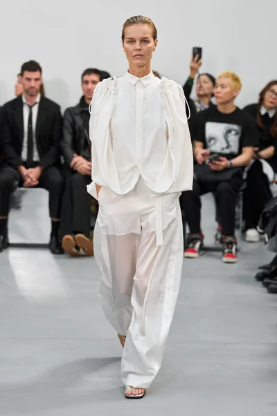 Look 6